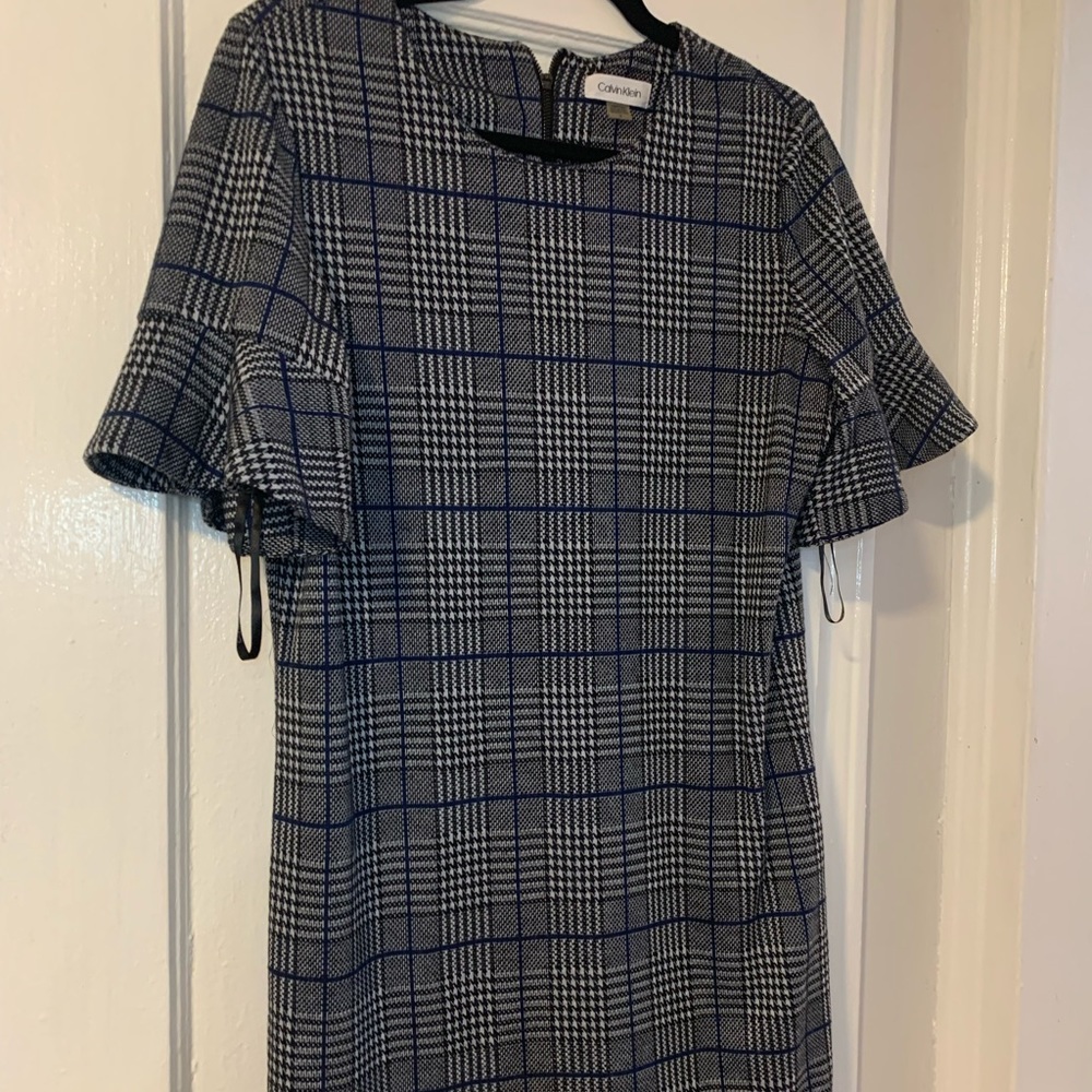 Calvin Klein shift dress with ruffle sleeve